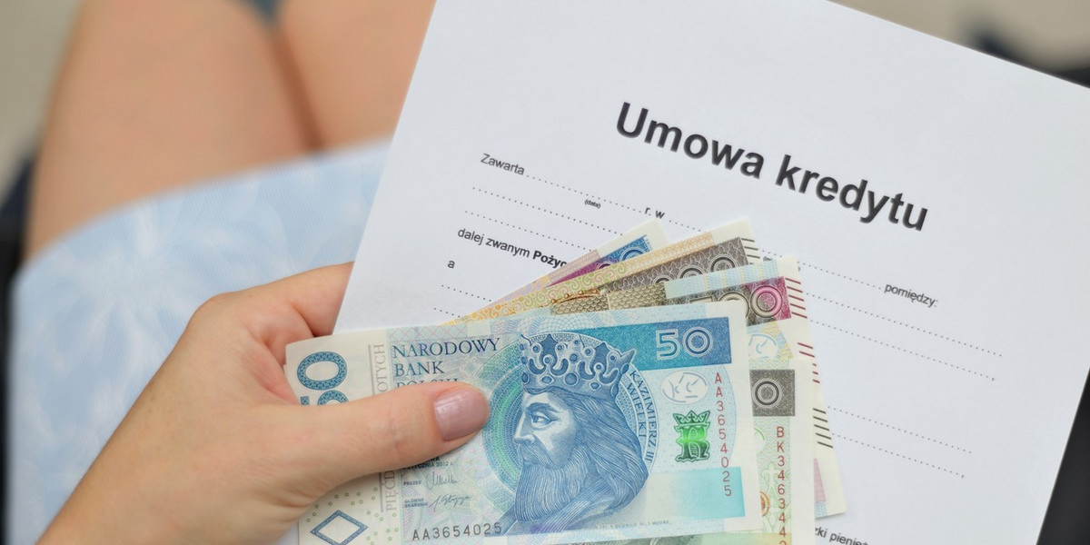 Kredyt gotówkowy z recenzji mbank: bez prowizji!