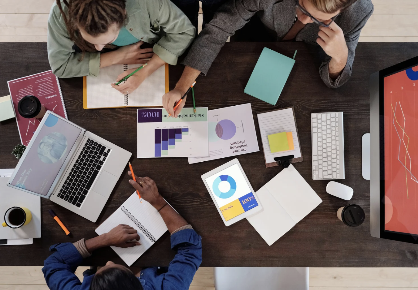 Rapid Rise: 2025’s Fastest-Growing Startups Reshaping Industries